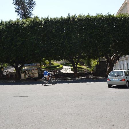 B&B Giardino Bellini-Centro Catania Luaran gambar